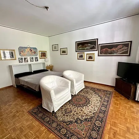 Accogliente Monolocale In Centro A Apartamento